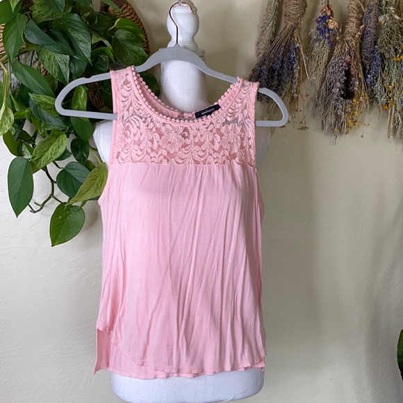 Ambiance Tops - 🔴5/$25🔴 Ambiance lace top